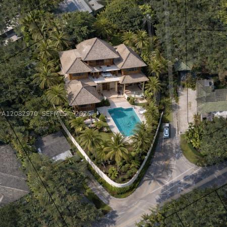 Silver Bluff, 1701 S Bayshore Dr, Miami, Florida 33133, image 2