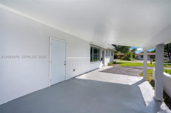 10441 SW 46th Ter, Unincorporated Dade County, Florida 33165, image 2