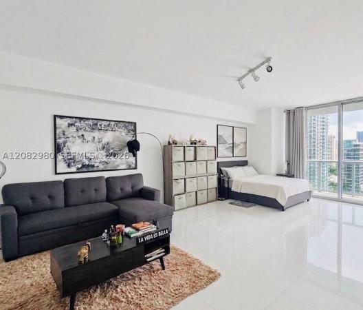 Icon Brickell Tower 1, 475 Brickell Ave #4610, Miami, Florida 33131, image 1