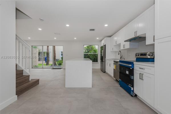 The Landings At Pembroke Isles, 17139 NW 23rd St, Pembroke Pines, Florida 33028, image 3