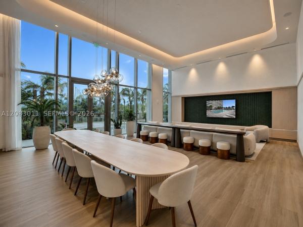2300 Laguna Cir #307, North Miami, Florida 33181, image 2