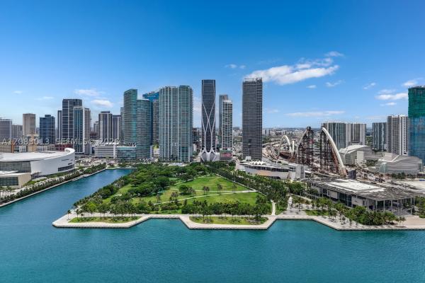 One Thousand Museum, 1000 Biscayne Blvd #3402, Miami, Florida 33132, image 1