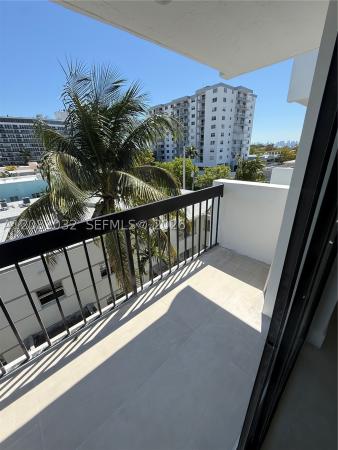 Nautico Bay Club, 6937 Bay Dr #510, Miami Beach, Florida 33141, image 1
