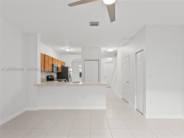 Fiji, 132 SE 28th Pl #7, Homestead, Florida 33033, image 3