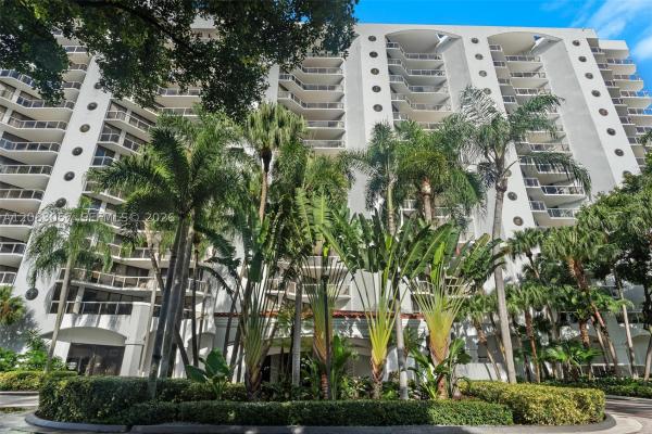 Portsview At Waterways, 3610 Yacht Club Dr #213, Aventura, Florida 33180, image 3
