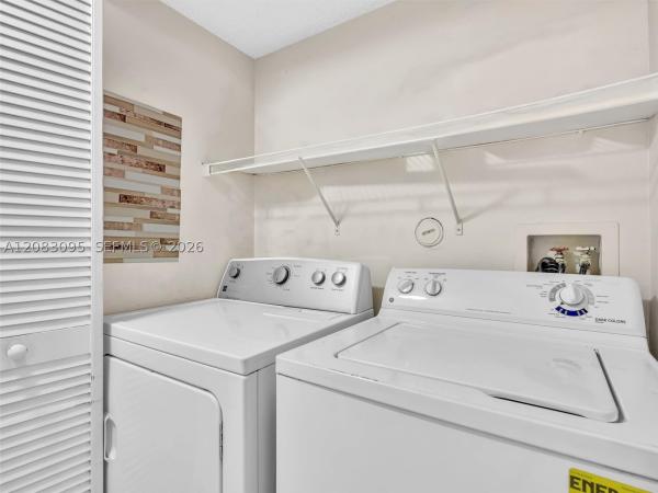 11492 NW 43rd St, Coral Springs, Florida 33065, image 2