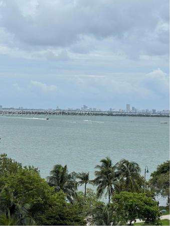 Quantum On The Bay, 1900 N Bayshore Dr #810, Miami, Florida 33132, image 2