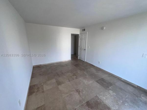 North Bay Villas, 1801 S Treasure Dr #429, North Bay Village, Florida 33141, image 3