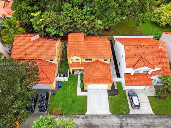 L'Etoile At Emerald Pointe, 3215 N 36th Ave, Hollywood, Florida 33021, image 1