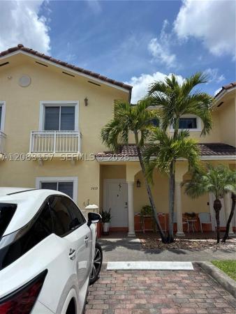 Hialeah, Florida 33015, image 1