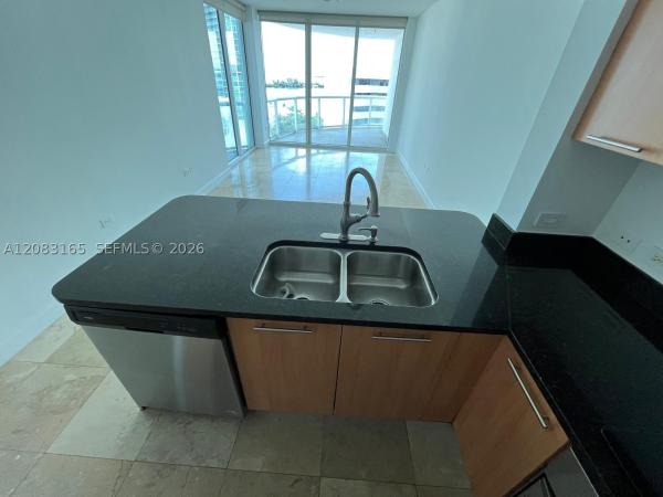 Platinum, 480 NE 30th St #902, Miami, Florida 33137, image 1