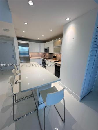 Roney Palace, 2301 Collins Ave #611, Miami Beach, Florida 33139, image 1