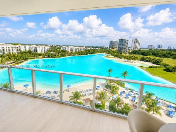 2411 Laguna Cir #709, Miami, Florida 33181, image 2