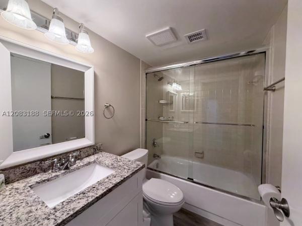 900 NE 195th St #703, Unincorporated Dade County, Florida 33179, image 3
