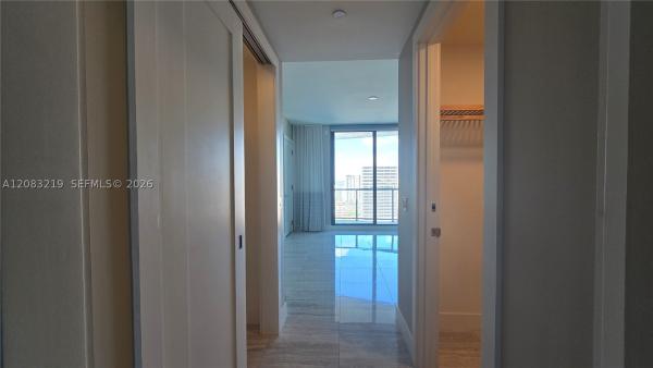 100 Las Olas, 100 E Las Olas Blvd #2202, Fort Lauderdale, Florida 33301, image 1