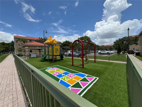 The Courts At Doral Isles, 6720 NW 114th Ave #804, Doral, Florida 33178, image 3