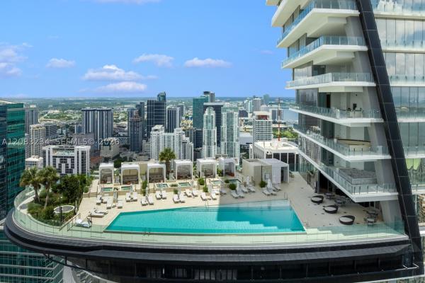 300 Biscayne Blvd Way #3302, Miami, Florida 33131, image 2