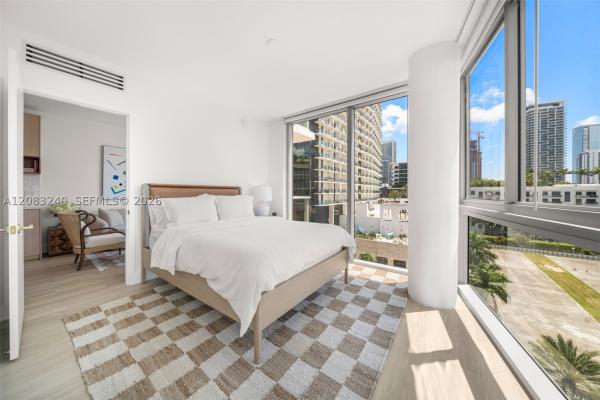90 NE 32nd St #801, Miami, Florida 33137, image 2