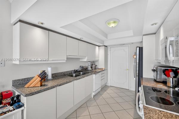7000 Island Boulevard, 7000 Island Blvd #2406, Aventura, Florida 33160, image 2
