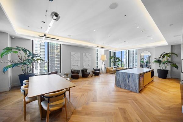 121 NE 5th St #2408, Miami, Florida 33132, image 1