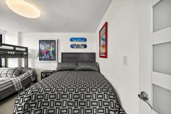 Oceanview Park, 800 Parkview Dr #709, Hallandale Beach, Florida 33009, image 2