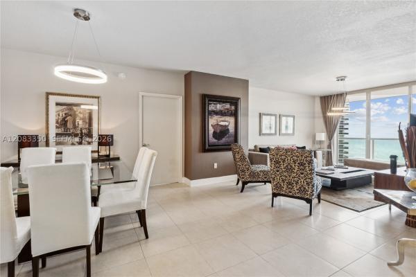 La Perla, 16699 Collins Ave #1904, Sunny Isles Beach, Florida 33160, image 1