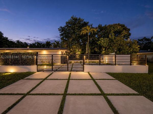 6025 SW 72nd Ave, Unincorporated Dade County, Florida 33143, image 1