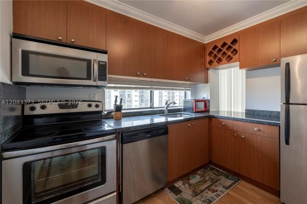 Plaza Of The Americas, 17011 N Bay Rd #716, Sunny Isles Beach, Florida 33160, image 3