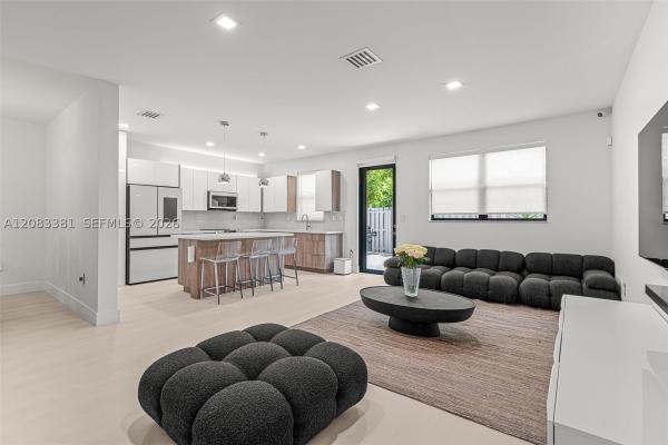 Summit At Park Central, 7923 NW 104th Ct, Doral, Florida 33178, image 2