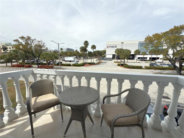 Park Ridge East, 2340 NE 9th St #210, Fort Lauderdale, Florida 33304, image 1