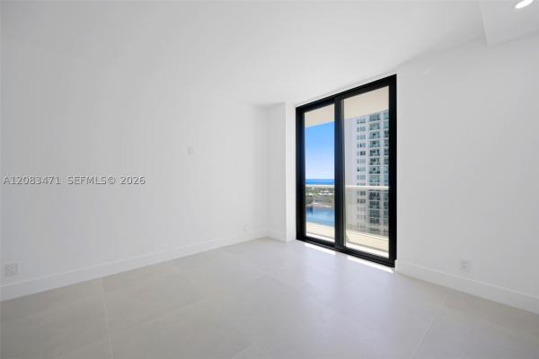 Hamptons West, 20281 E Country Club Dr #1008, Aventura, Florida 33180, image 2