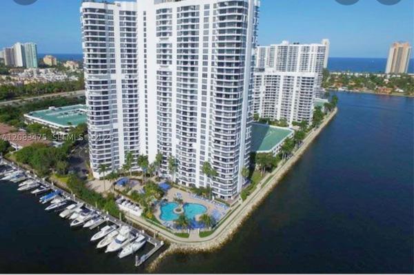 Mystic Pointe Tower 500, 3530 Mystic Pointe Dr #3003, Aventura, Florida 33180, image 2