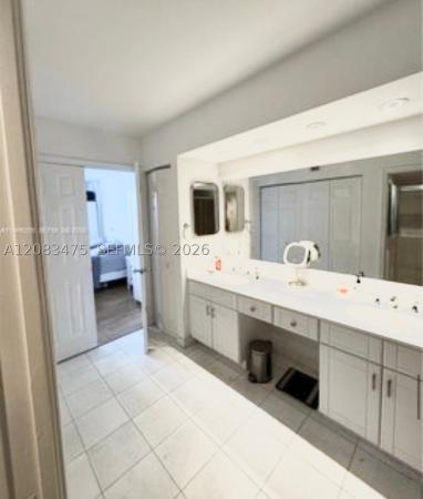 Mystic Pointe Tower 500, 3530 Mystic Pointe Dr #3003, Aventura, Florida 33180, image 1