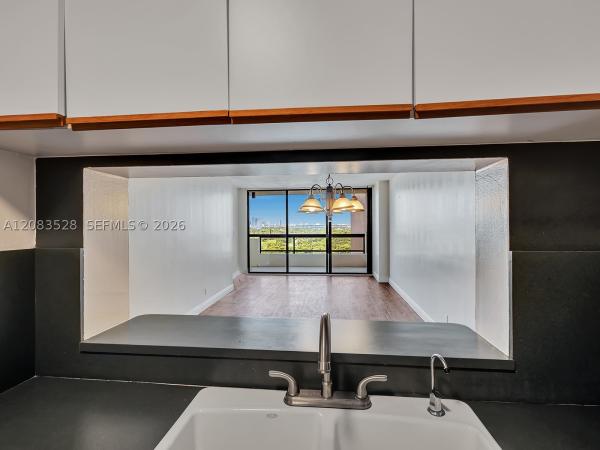 Club Atlantis, 2555 Collins Ave #1604, Miami Beach, Florida 33140, image 2