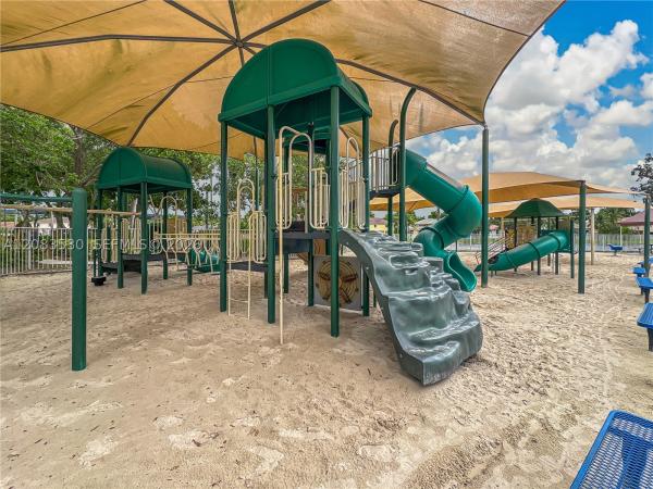 The Glades, 1509 Canary Island Dr, Weston, Florida 33327, image 2