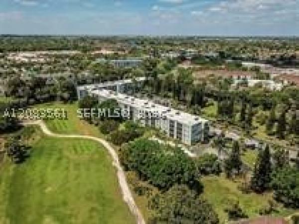8445 Springtree Dr #107B, Sunrise, Florida 33351, image 2