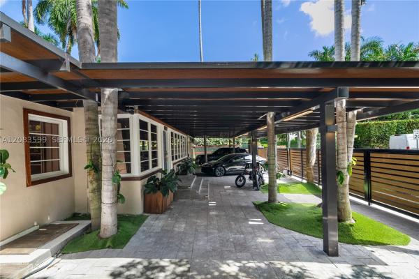 San Marino Island, 238 E San Marino Dr, Miami Beach, Florida 33139, image 2