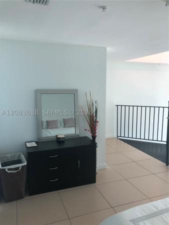 Met 1, 300 S Biscayne Blvd #L-608, Miami, Florida 33131, image 3
