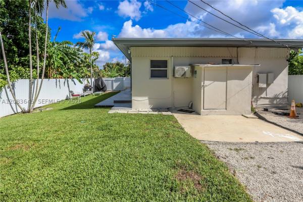 1236 NE 109th St #2, Unincorporated Dade County, Florida 33161, image 3