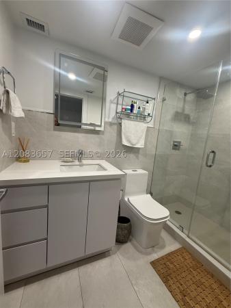 Royal Embassy, 5750 Collins Ave #3F, Miami Beach, Florida 33140, image 3