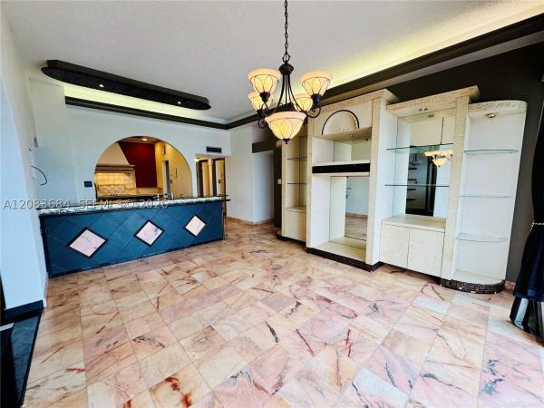 Del Prado, 18071 Biscayne Blvd #PH-03-3, Aventura, Florida 33160, image 3