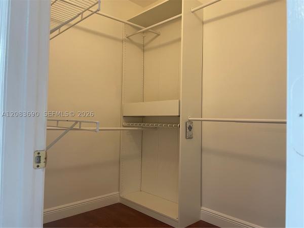 Emerald Courts, 16242 Emerald Cove Rd, Weston, Florida 33331, image 2