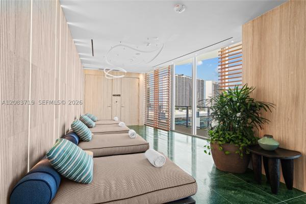 1400 Biscayne Blvd #4106, Miami, Florida 33132, image 2