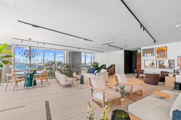1400 Biscayne Blvd #4106, Miami, Florida 33132, image 3