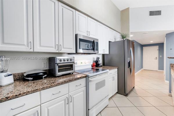 The Mark On Brickell, 1155 Brickell Bay Dr #202, Miami, Florida 33131, image 2