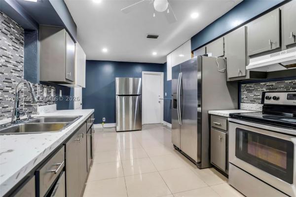 Westwood 17, 7108 NW 76th Ct, Tamarac, Florida 33321, image 2
