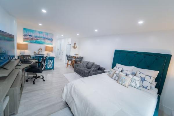 Bayshore Yacht & Tennis Club, 7904 West Dr #903, North Bay Village, Florida 33141, image 3