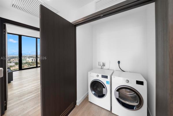 20 NE 11th St #5204, Miami Beach, Florida 33139, image 1