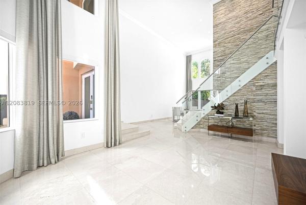St Croix At Doral Isles, 10957 NW 73rd Ter, Doral, Florida 33178, image 2