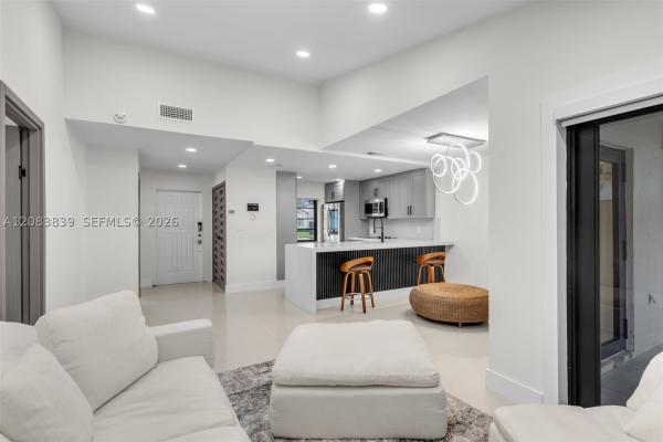 6552 NW 172nd Ln, Hialeah, Florida 33015, image 3